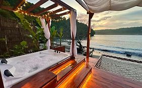 Beachfront Luxury Dome Villas - Gamat Bay Resort
