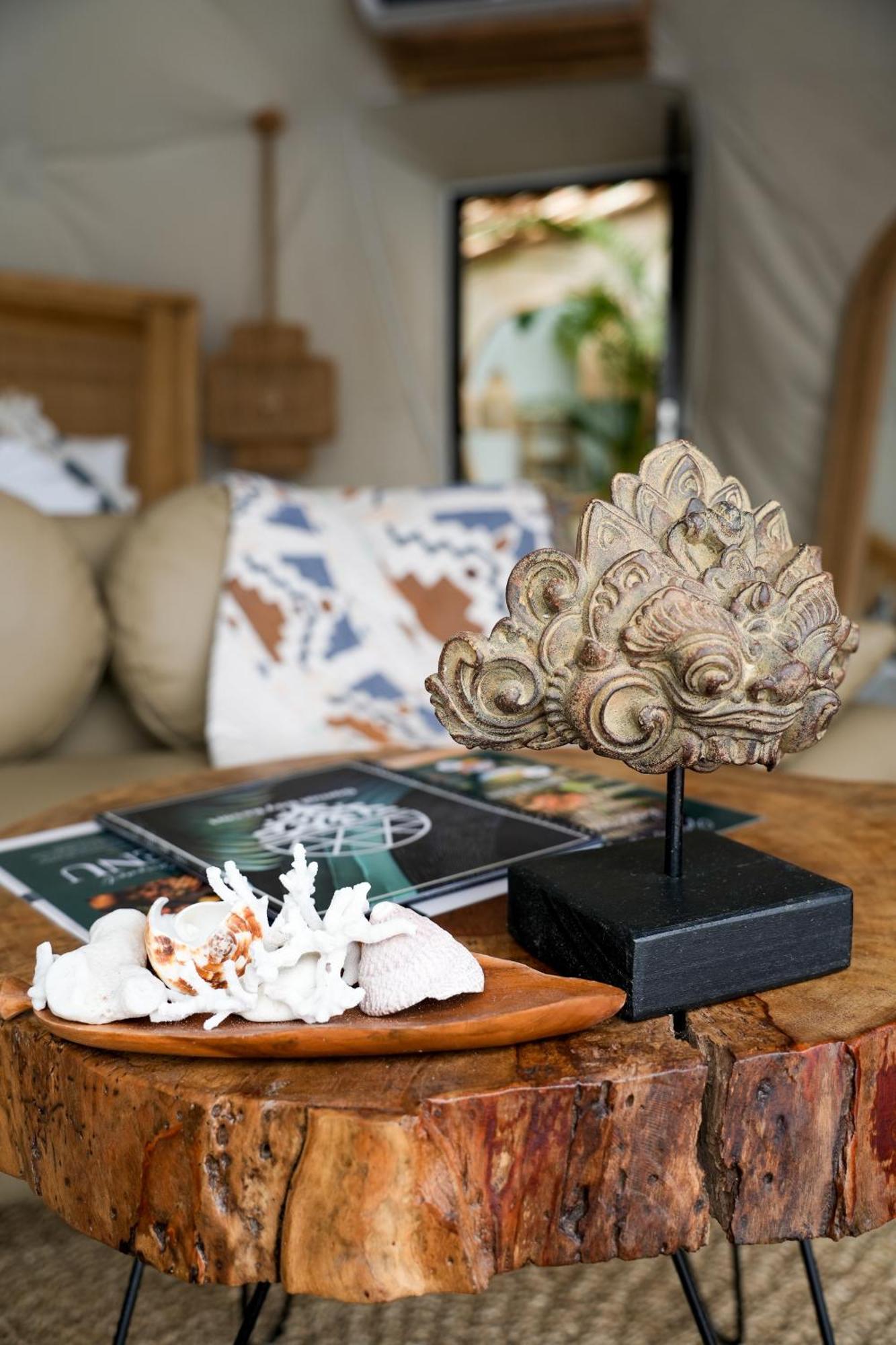 Beachfront Luxury Dome Villas - Gamat Bay Resort Nusa Penida Extérieur photo